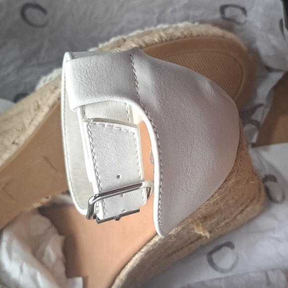 Journee Collection Sierra Espadrille Sandal Sz 8 - Picture 5 of 6